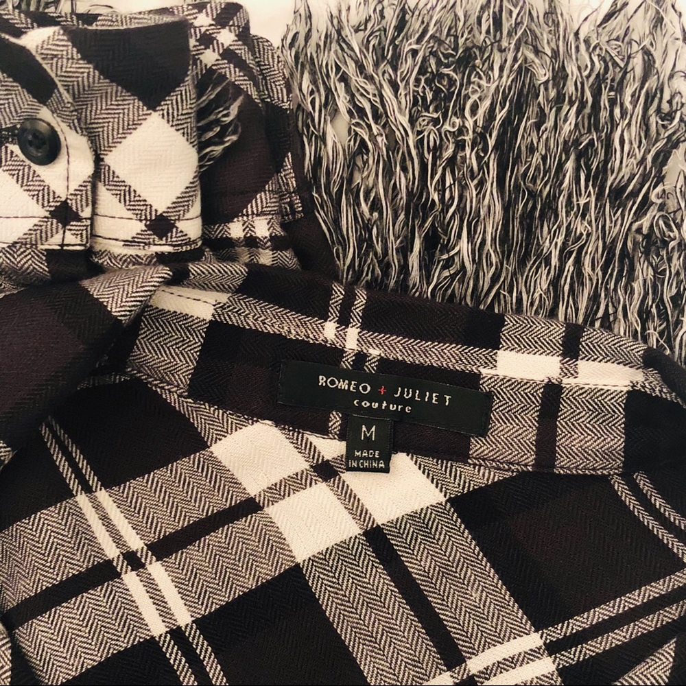 Romeo & Juliet Plaid Fringe Button Down BOGO ANY OFFER - Picture 5 of 7